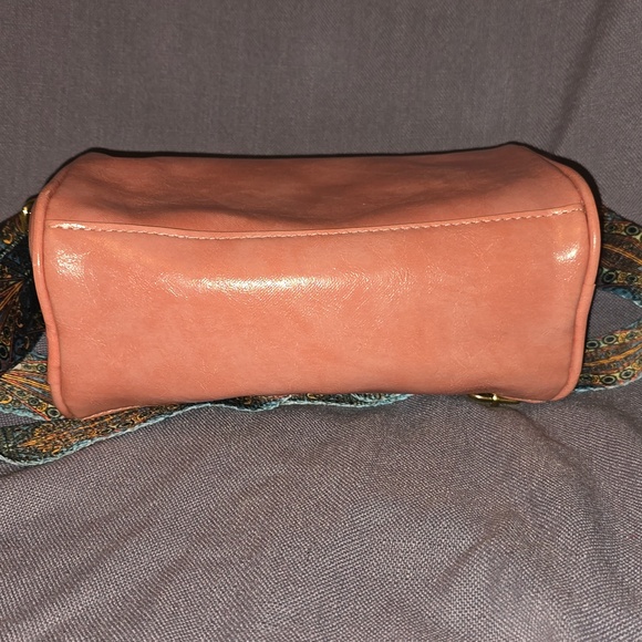 Salmon- Colored Handbag - Picture 5 of 6